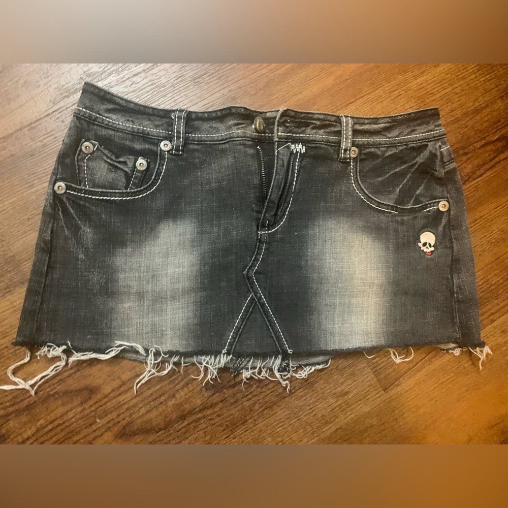 Vintage AKADEMIKS Embroidered Mini Skirt